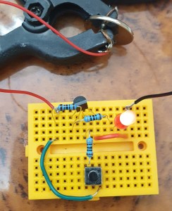 arduino circuit NOT-Gate ali radwani