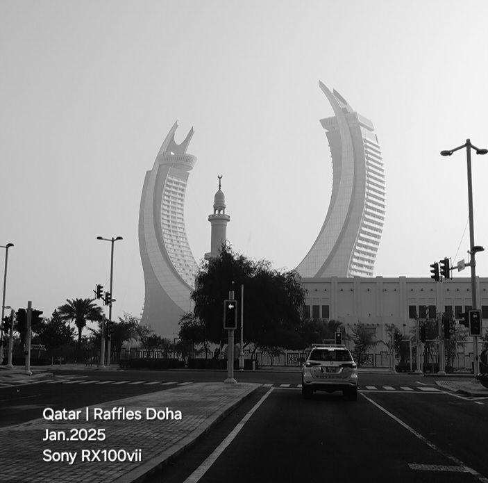 radwani camera nikon fujifilm Sony RX100vii RX100M7 blackandwhite qatar street photography London doha Lusail